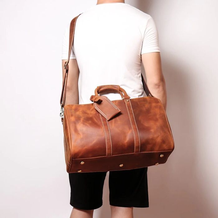 THE BRANDT WEEKENDER SMALL LEATHER DUFFLE BAG