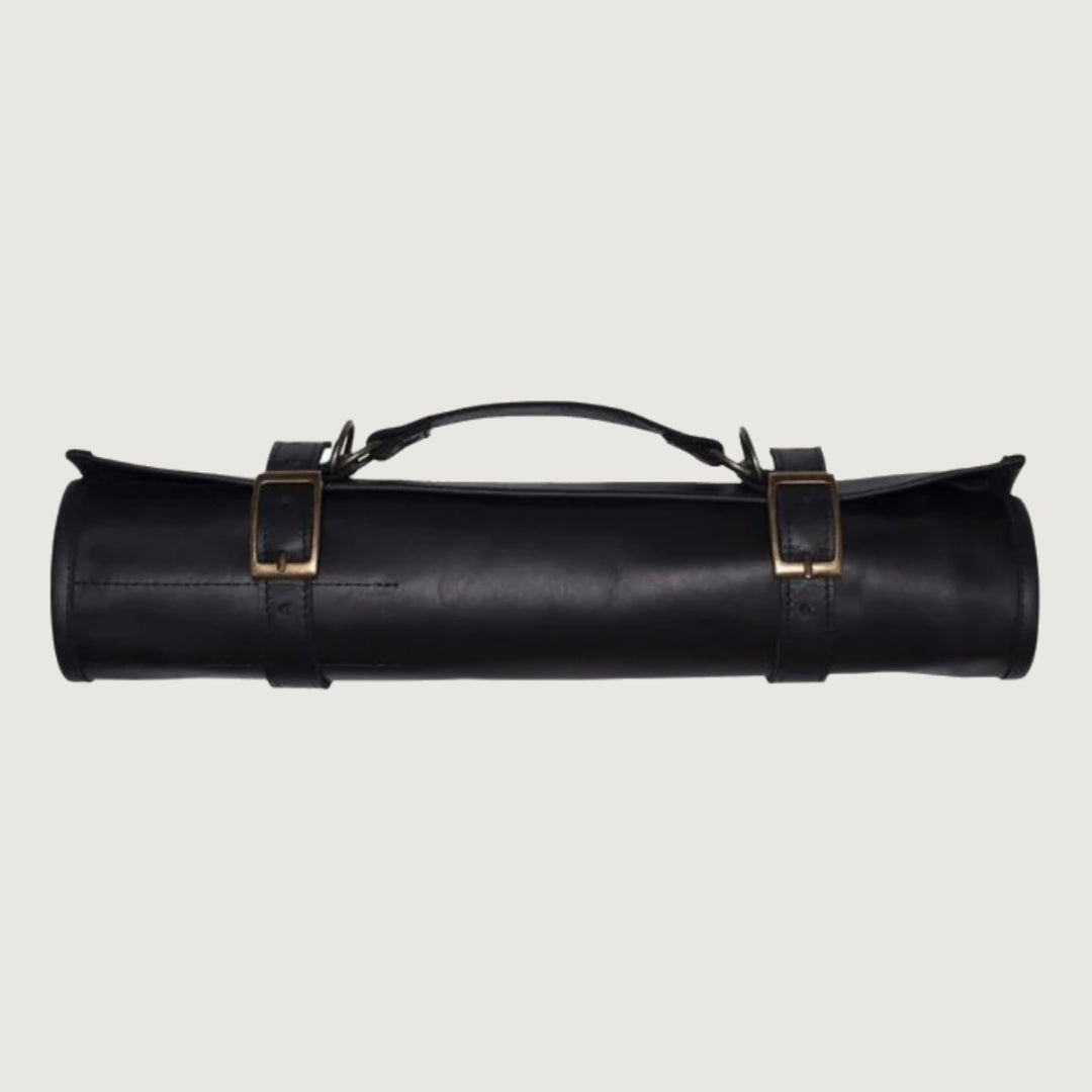 Black Knife Roll