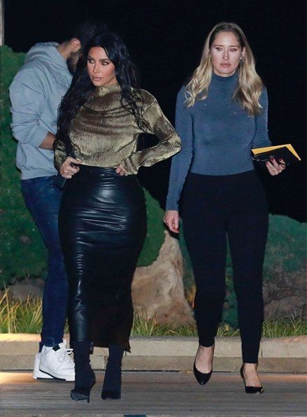 KIM KARDASHIAN LEATHER SKIRT